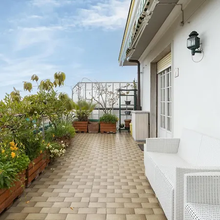 公寓 Seeview Penthouse By Interhome 圣雷默